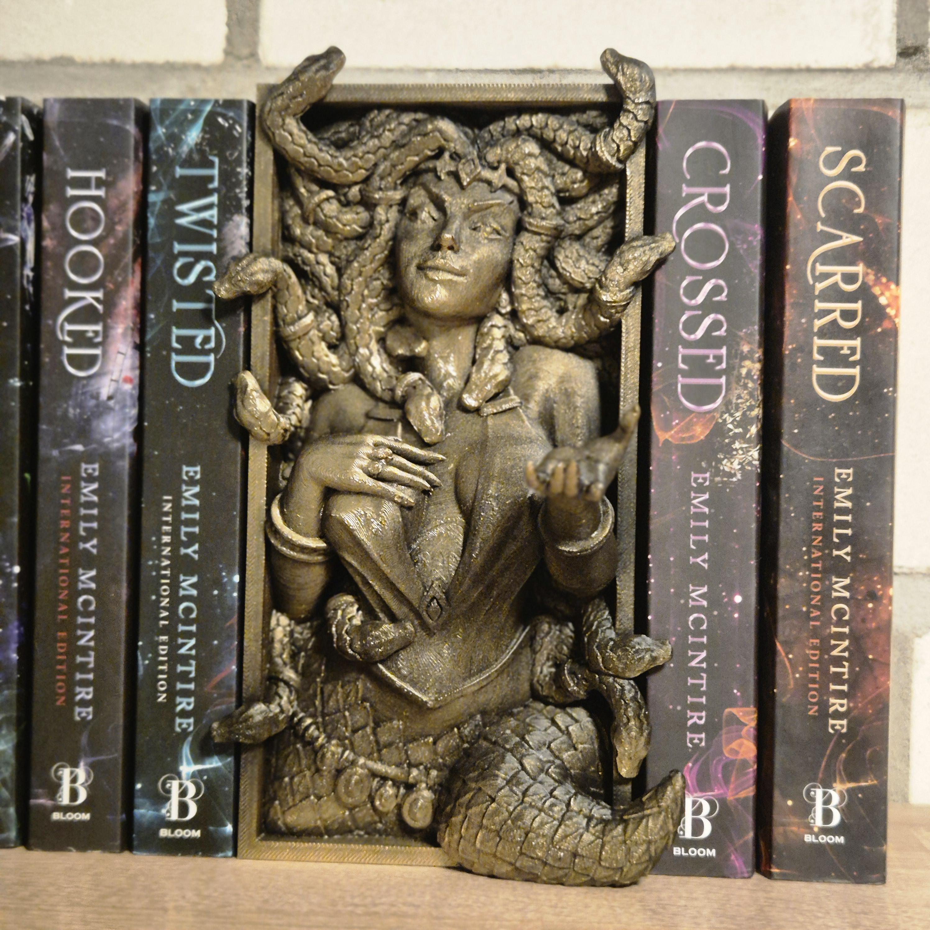 Gorgon Book Nook - Mythical Decor for Your Bookshelf and Bookend