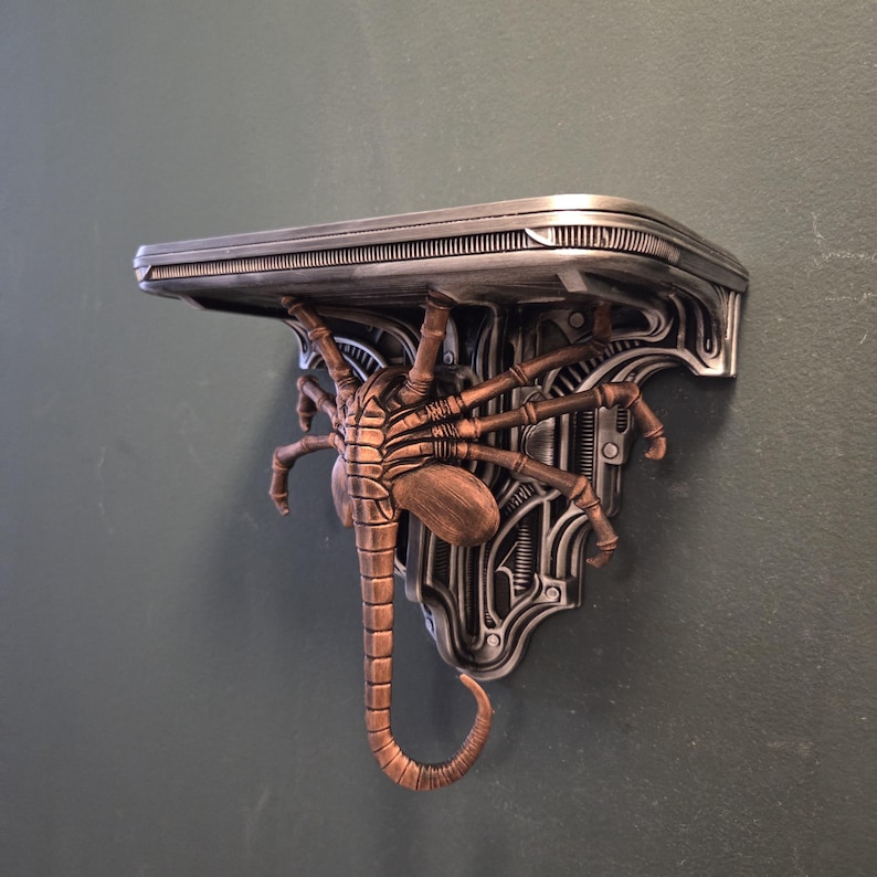 Facehugger xenomorph wall shelf decor gothic wallshelf face hugger – xeno inspired biomechanical image 4