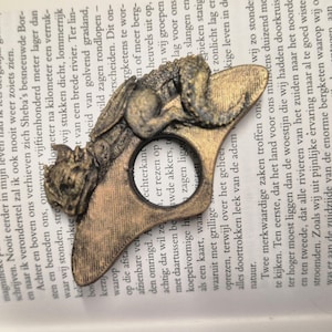 Porta pagine fatto a mano a forma di drago | porta libri con il pollice | regalo perfetto per gli amanti dei libri | ausilio per una lettura confortevole | regalo per topi di biblioteca immagine 2