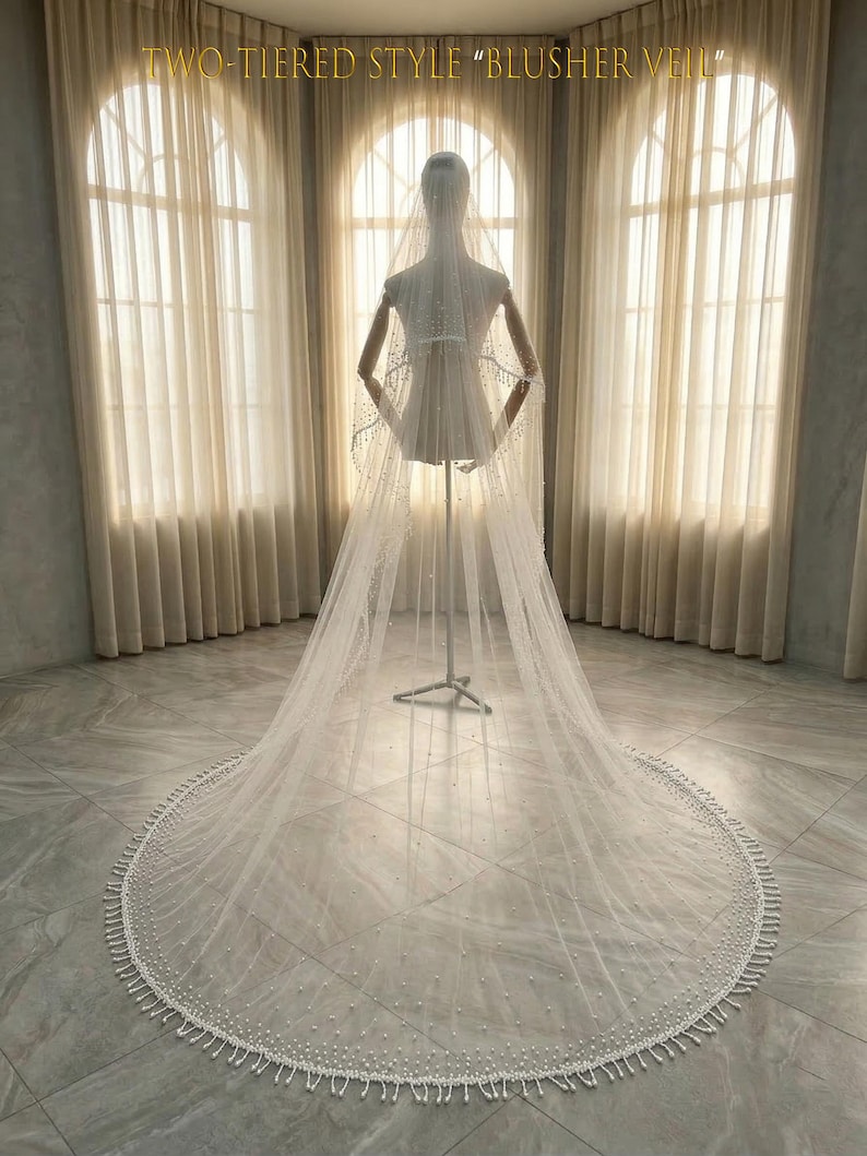 Pearl-embellished bridal veil. Wedding veil with scattered pearls. Mantilla veil with densely packed pearls. Pearl fringed veil. Custom veil image 6