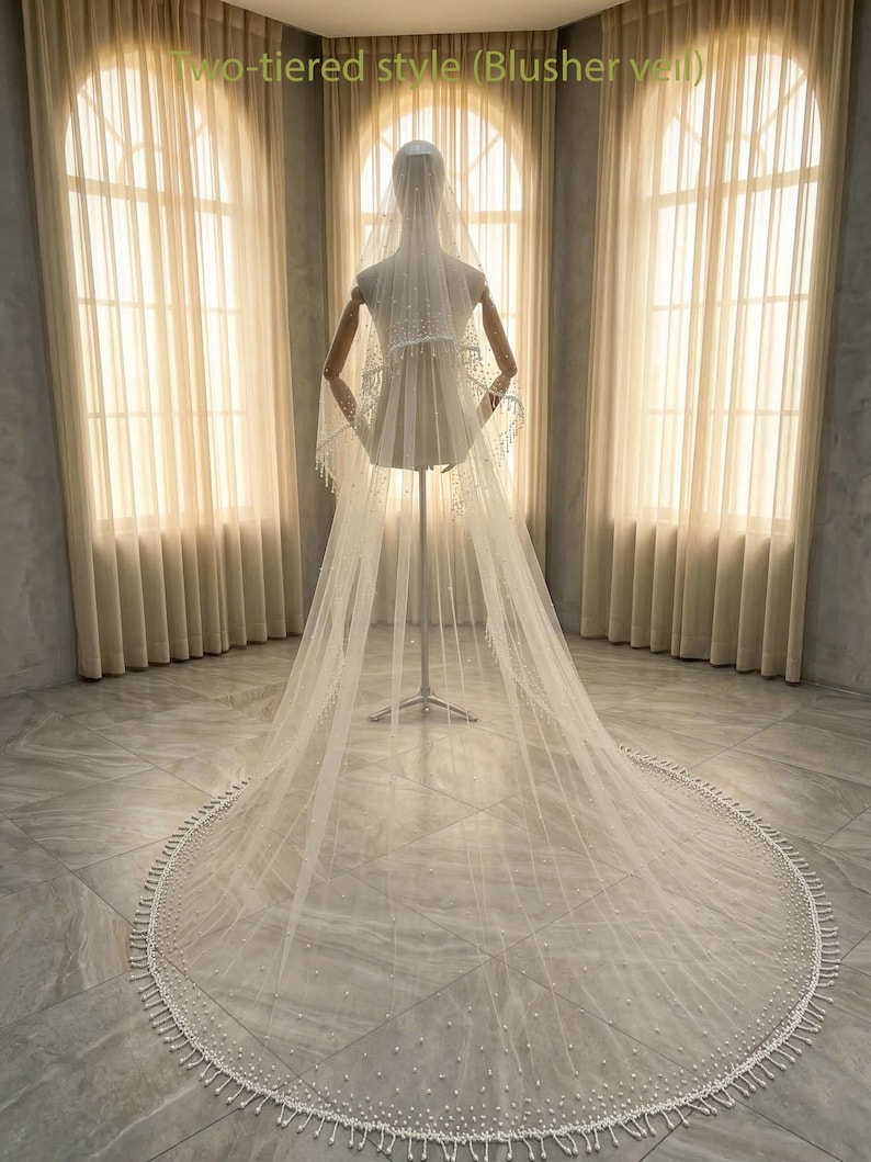 Pearl-embellished bridal veil. Wedding veil with scattered pearls. Mantilla veil with densely packed pearls. Pearl fringed veil. Custom veil image 5
