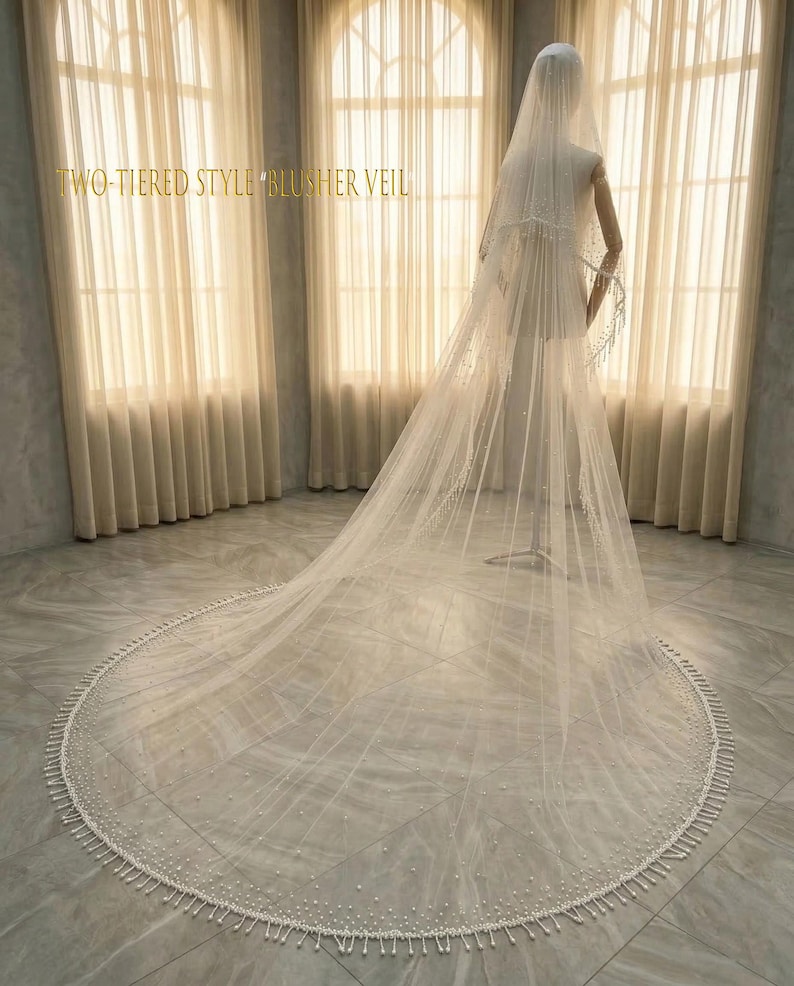 Pearl-embellished bridal veil. Wedding veil with scattered pearls. Mantilla veil with densely packed pearls. Pearl fringed veil. Custom veil image 4