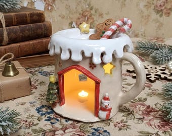 Quemador de aceites esenciales de cerámica hecho a mano. Quemador de velas aromáticas con temática navideña. Regalo único de Navidad, un bonito regalo de cumpleaños o un regalo para ella.