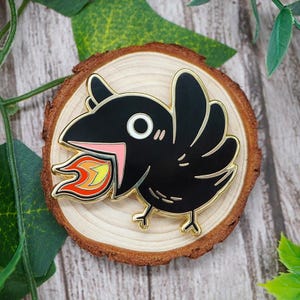 Crow Enamel Pin Bird Gift for Friend Crow Lover Pin Gift Ideas Sling Bag Pin Cute Crow Pin Cute Hat Pin Cool Purse Pin Collector Gift