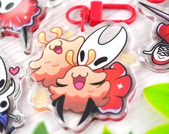 Portachiavi Silksong, regalo per videogioco per amici, accessorio per zaino Silksong Hornet, regalo nerd, portachiavi in resina epossidica Hollow Knight, grazioso ciondolo per portafoglio