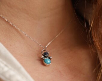 Collar pequeño de turquesa Kingman y sodalita