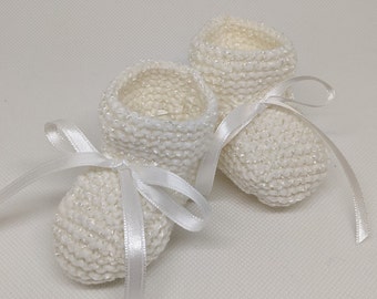 Knitted Baby Booties, Newborn Booties, Baby Girl Boy White Shoes, 0-3 months, Stay On Booties, Baby Shower Gift, Christening Baptism Booties