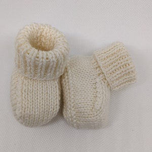 Hand Knitted Baby Booties: Natural Soft Yarn, Newborn Gift