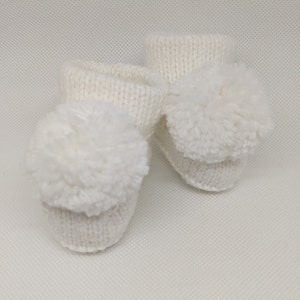 Hand Knitted White Pom Pom Baby Booties: Newborn Gift (0-3 Months)
