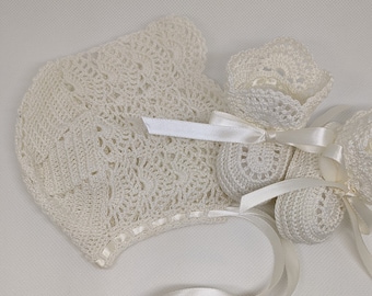 Christening Baby Bonnet Shoes, Christening Crochet Bonnet Booties, Newborn Baby Girl, Antique Lace, Baby Booties Crochet, Baby Shower Gift