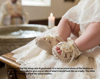 Chaussons de baptême pour bébé fille, ornés de perles, crochetés à la main, de la naissance à 3 mois.