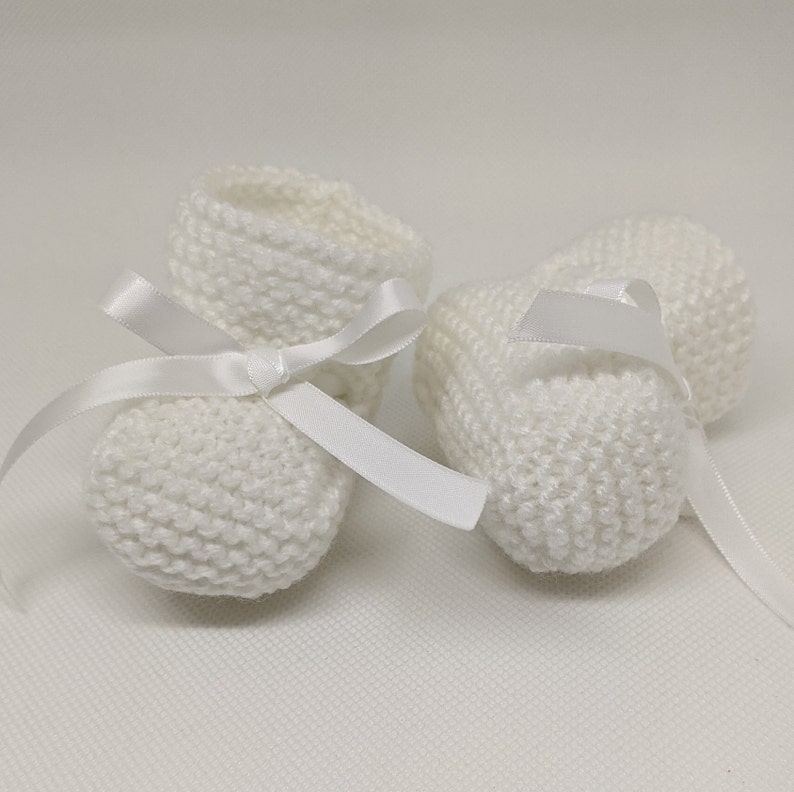 Knitted Baby Booties, Newborn Booties, Baby Girl Boy White Shoes, 0-3 months, Stay On Booties, Baby Shower Gift, Christening Baptism Booties image 3