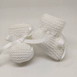 Knitted Baby Booties, Newborn Booties, Baby Girl Boy White Shoes, 0-3 months, Stay On Booties, Baby Shower Gift, Christening Baptism Booties image 6