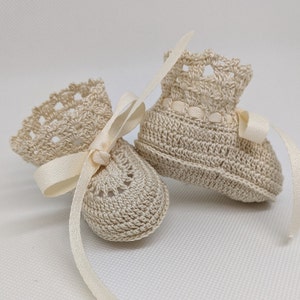 Hand Crocheted Ecru Baby Booties: Newborn Crib Shoes