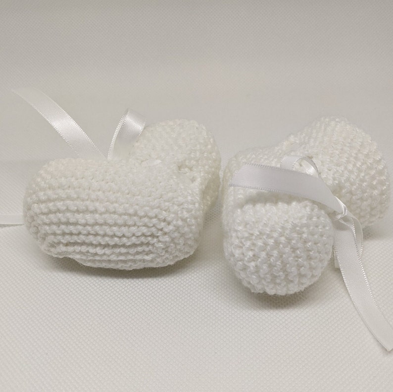 Knitted Baby Booties, Newborn Booties, Baby Girl Boy White Shoes, 0-3 months, Stay On Booties, Baby Shower Gift, Christening Baptism Booties image 4