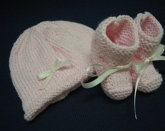 Baby Hat Booties Newborn Knit Baby Hat Booties Baby Girl Hat Booties PINK Hat and Booties 3-6 Months Baby Shower Gift Pink Baby Hat Booties