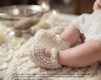Chaussons Mary Jane pour bébé fille (0-3 mois) crochetés à la main : Chaussures de baptême perlées