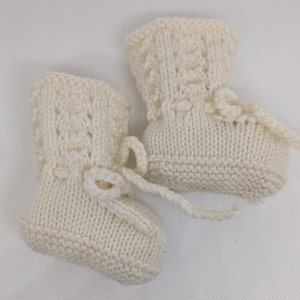 Knitted baby booties, Baby crib shoes, Newborn baby booties, Unisex baby shoes, New baby gift