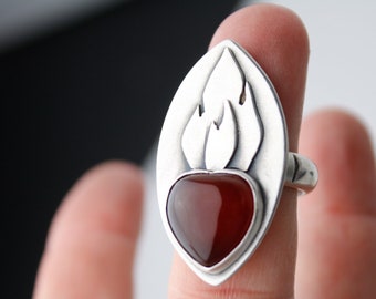 Heart Flame Ring - Carnlian Stone and Silver Ring