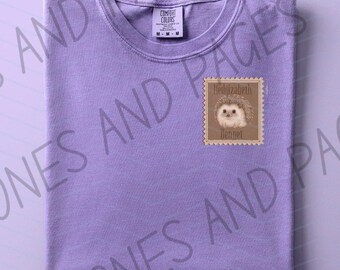 Camiseta de erizo de Hedgizaeth Bennet / Love, Theoretically de Ali Hazelwood / Fabricación propia / Licencia oficial