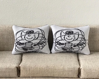 Miniature 1:12 Dollhouse Pillows Sally Peanuts Charlie Brown Set of 2