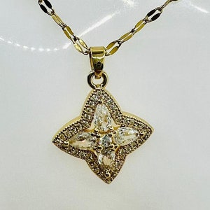 Clover Necklace Pendant with Zircon Stainless Steel 18 Carat Gold Plated