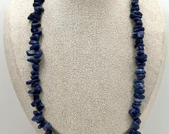 Collana con scaglie di lapislazzuli, collana con pietre preziose da 48 cm con chiusura in argento 925