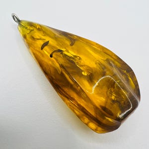 Antique Vintage Amber Pendant – Natural Amber Unique | 11.46g | Handmade Rarity