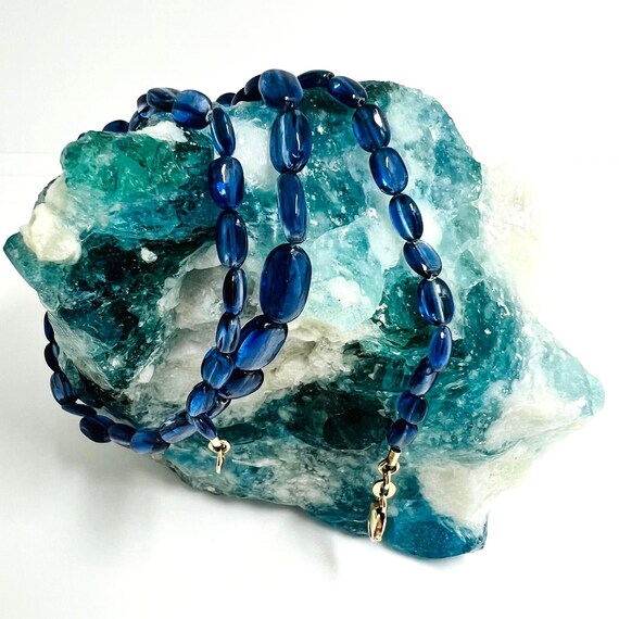 Vintage Saphir Kette Damen mit 375 Goldverschluss – blaue Edelstein Halskette