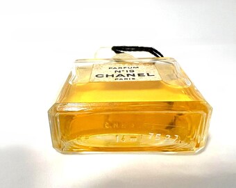 Chanel N19 Parfum Extrait 14 Ml Vintage 1980s – With Box – Made in