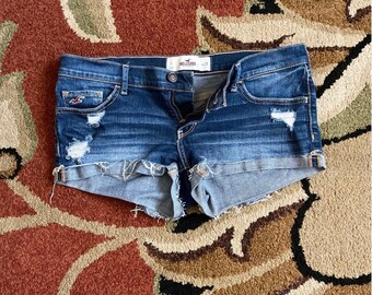 hollister distressed shorts