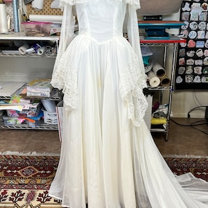 Vintage 1930s Handmade Wedding Dress Hip Bustle XS