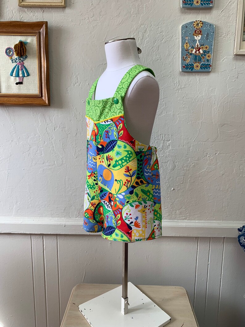 Toddler Boys Zoo Animals Shorts Overalls Sz 12-18 mo