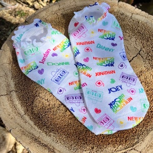 NKOTB Ruffle Ankle Socks 80s Retro Mixtape Cute Hearts with Names image 4