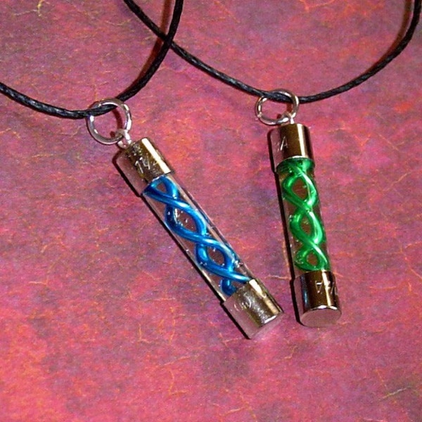 Resident Evil - T-Virus and Anit-Virus Friendship Necklace Set