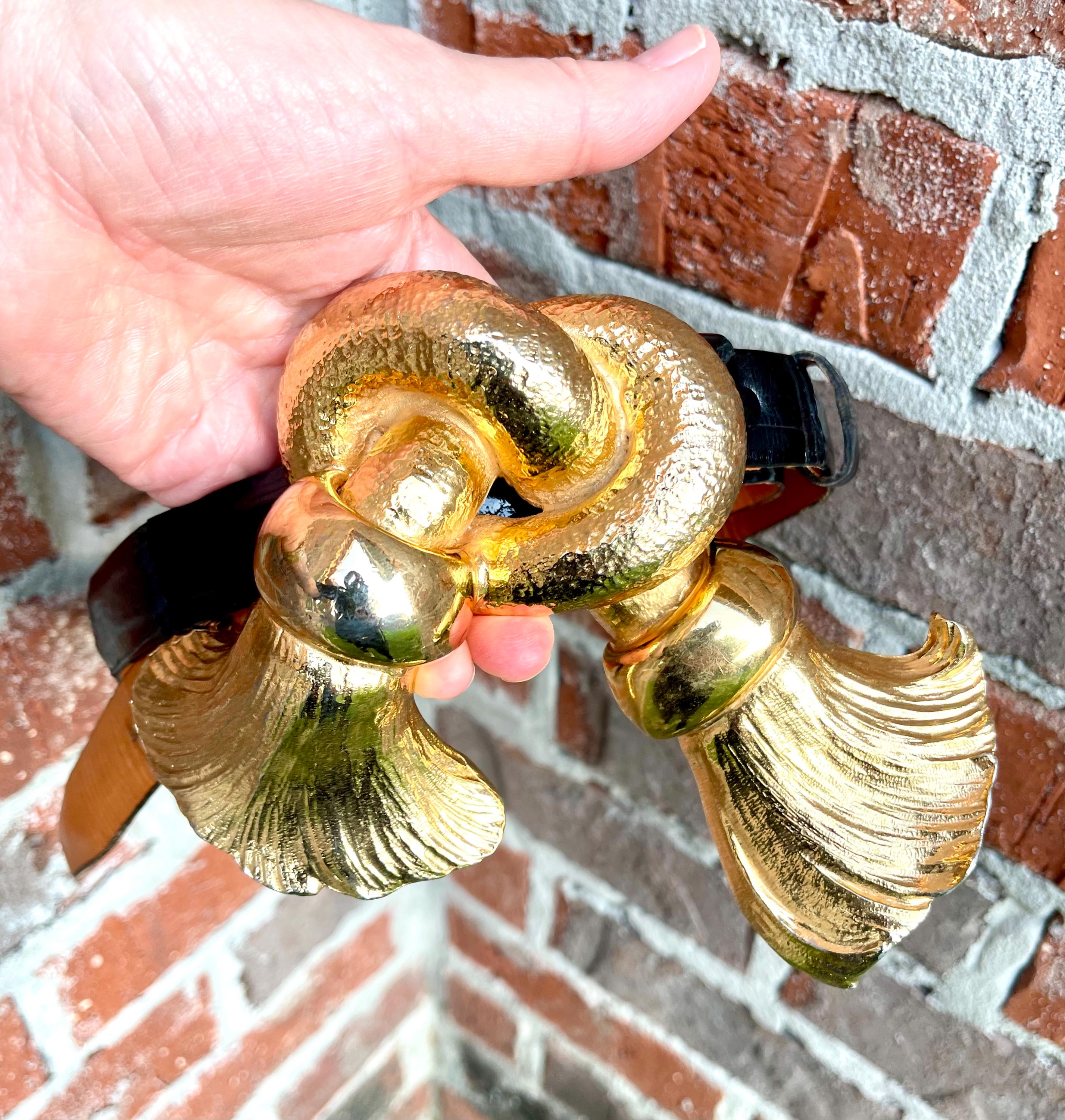 Christopher Ross Sculpted Knot Tassel Belt Buckle, 1988, 24k Gold Plated, RARE Vintage 1988 CHRISTOPHER ROSS Sculpture Knot Tassel Belt  main image 2