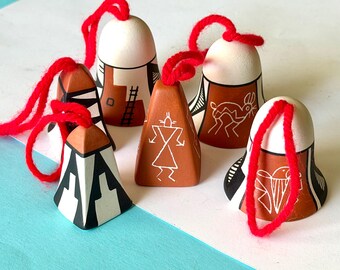 Vintage Set of 6  Native American Acoma Pueblo Pottery Bell  Ornaments