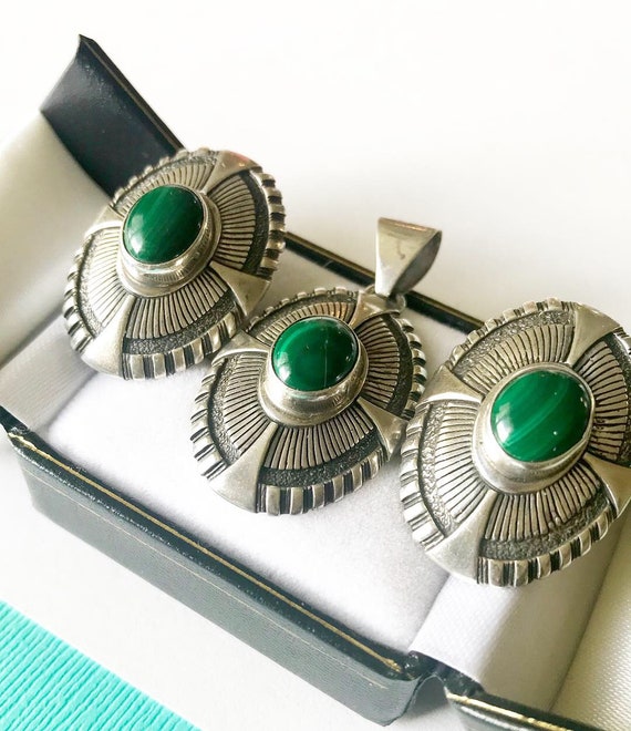Collector's 3Piece Navajo Sterling Silver and Malach… Gem