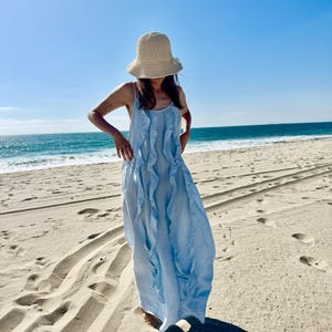 Robe longue italienne en lin : robe de mariée à volants, robe de plage bleue et blanche