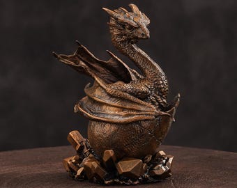Estatua de bronce de cría de dragón, escultura de dragón hecha a mano, figura de animal mitológico vintage, decoración de mesa y estante, regalo para amantes de los dragones.