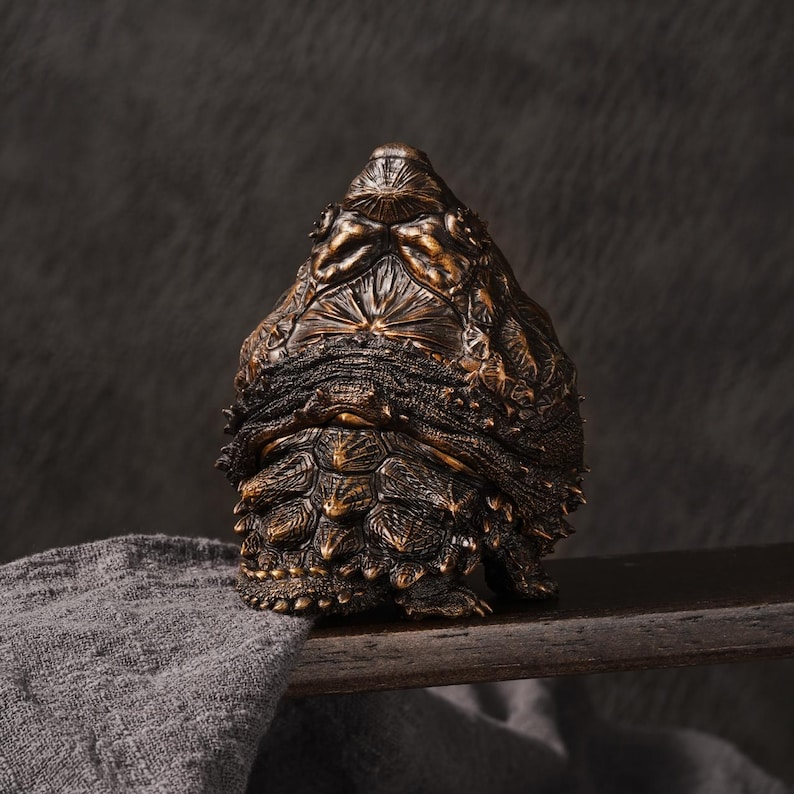 Realistic Alligator Snapping Turtle Statue, handcrafted Snapping Turtle Bronze Figurine, Turtle Sculpture Artwork, Wildlife Lover, Collectible Gifts
