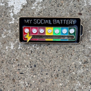 Mini Social Battery pin Black