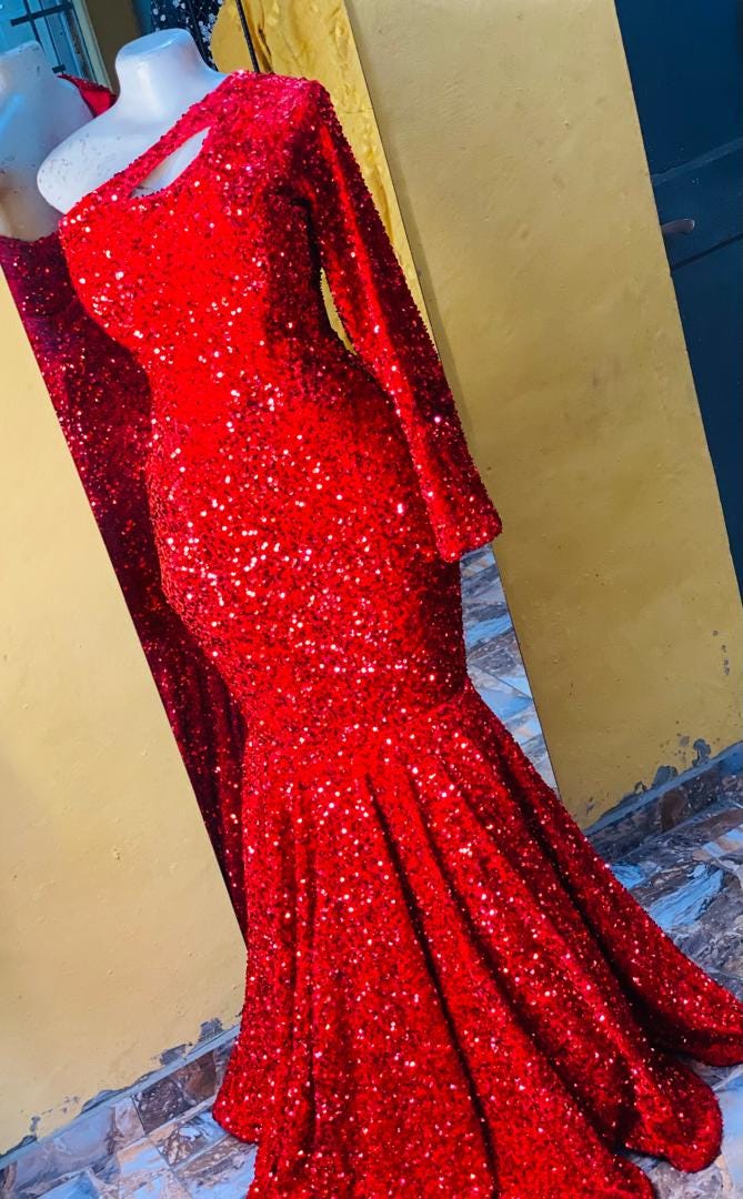 fitted lace wedding dress Gorgeous Straps Red Sequin Appliques Tight Homecoming Dress – FancyVestido main image 1