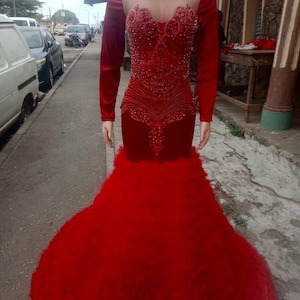 Stunning red mermaid prom dress with beaded bodice and dramatic train, Elegant formal evening gown for special occasions