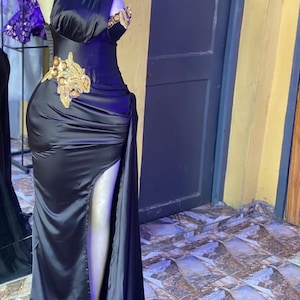 Lovely  black mono strap mermaid prom dress with slit, Elegant formal evening gown for special occasions, Black prom gown, Black party dress