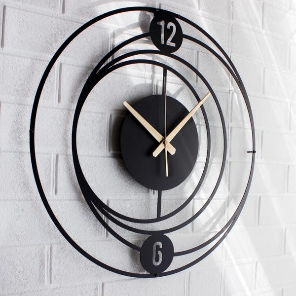 Modern Minimalist Black Metal Wall Clock, Silent, Large Round Wall Decor, Unique Housewarming Gift