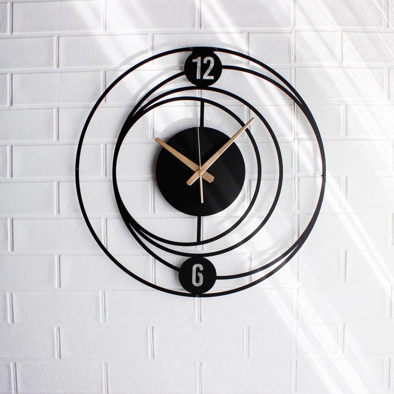 Modern Black Metal Wall Clock, Minimalist Round Design Wall Decor ...