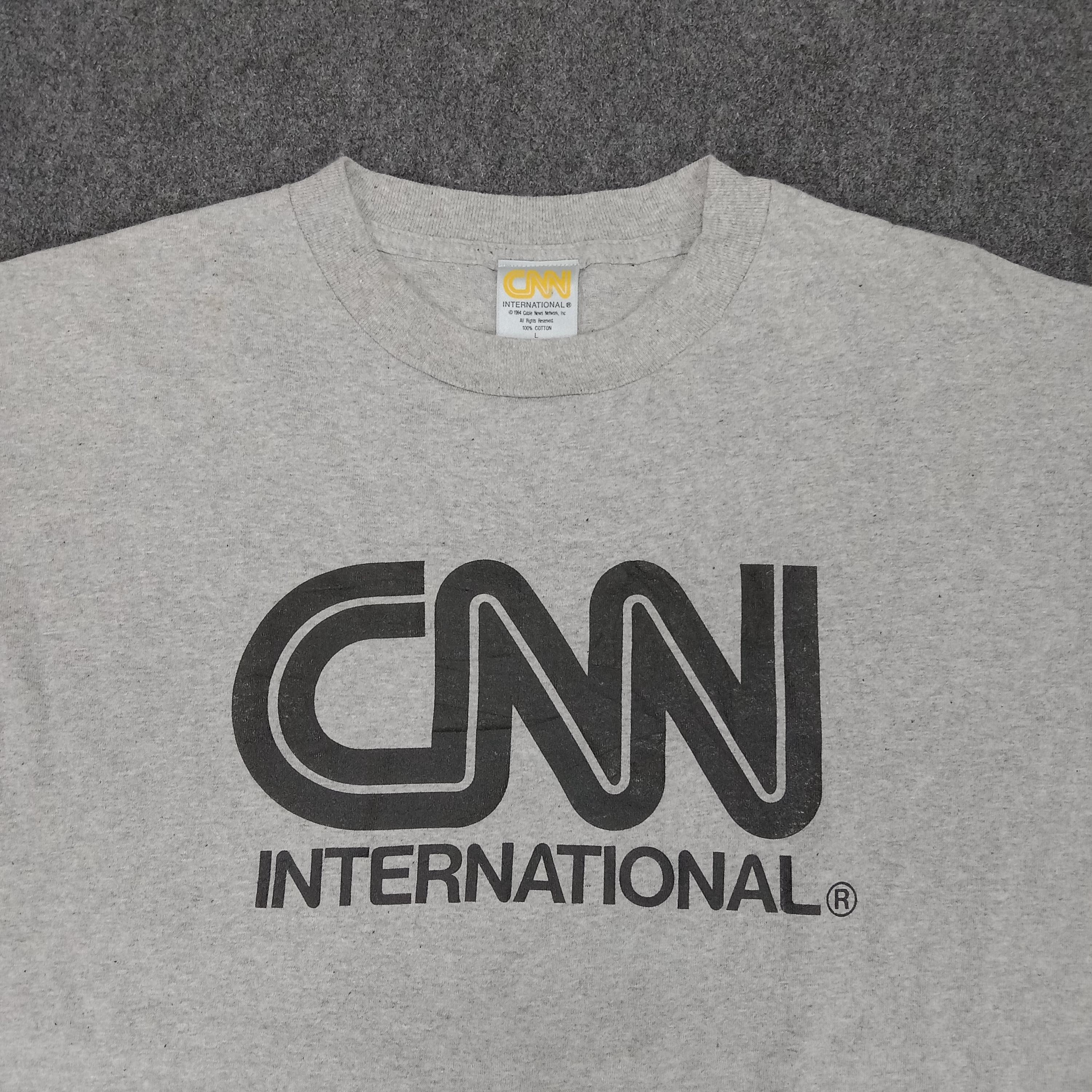 CNN 国際ニュースチャンネル プロモーション Tシャツ - Etsy 日本