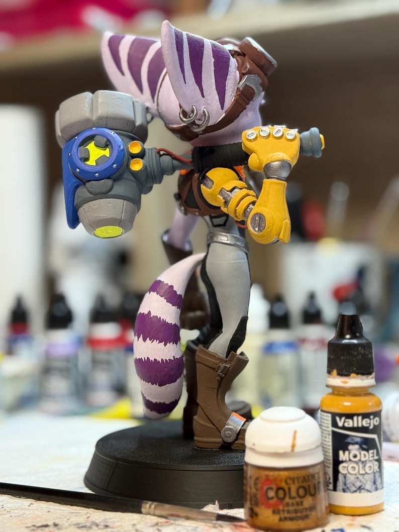 Ratchet and Clank Tribute Figure (RIVET) 20cm tall HAND PAINTED image 8