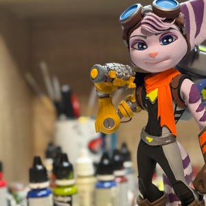 Ratchet and Clank Tribute Figure (RIVET) 20cm tall HAND PAINTED image 4